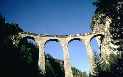 RHTISCHE BAHN - LANDWASSERVIADUKT