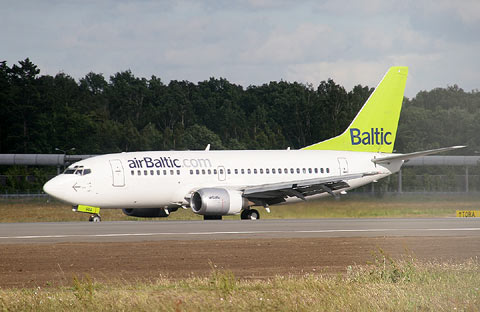 Air Baltic Boeing 737-522 YL-BBQ