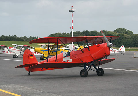 REFLEKTION.INFO - Bild des Tages:  STAMPE Doppeldecker