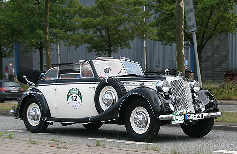 HORCH 853