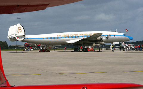 LOCKHEED L-1049F SUPERCONSTELLATION  BREITLING  HB-RSC