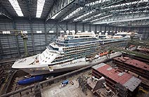 Bild des Tages: CELEBRITY ECLIPSE Bild des Tages: CELEBRITY ECLIPSE