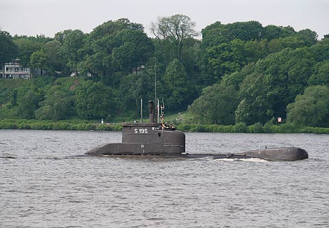 REFLEKTION.INFO - Bild des Tages: U-Boot der Bundesmarine U 16 - S195