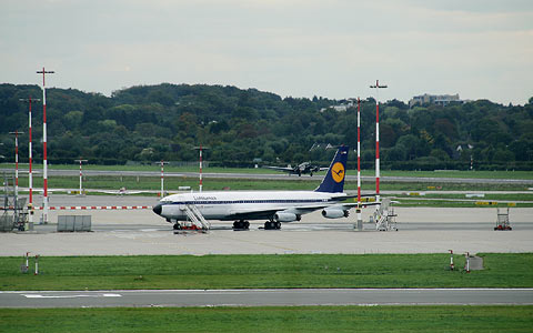 BOEING 707-430 und JUNKERS Ju-52