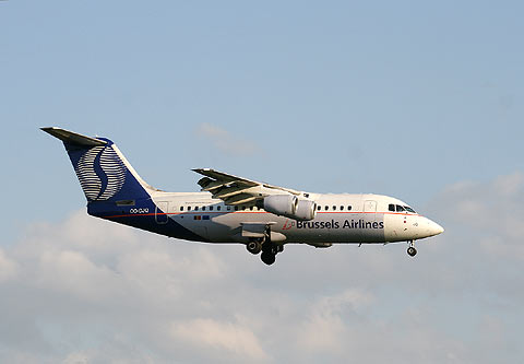 REFLEKTION.INFO - Bild des Tages : AVRO RJ 85 OO-DJQ BRUSSELS AIRLINES