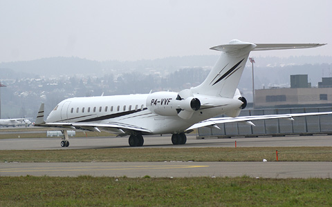 BOMBARDIER BD-700-1A10 GLOBAL EXPRESS  P4-VVF