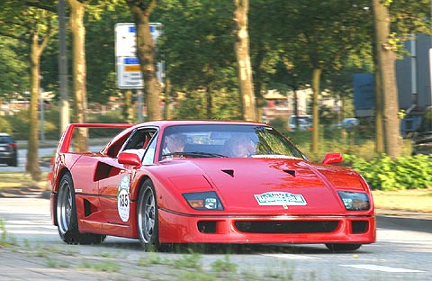 FERRARI F40