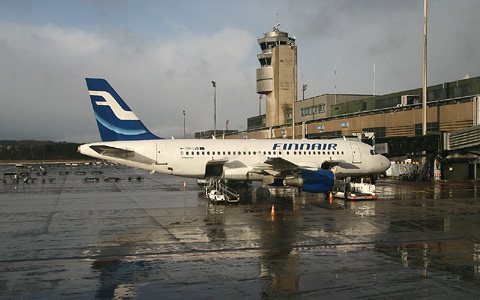 FINNAIR AIRBUS A319-100  OH-LVD