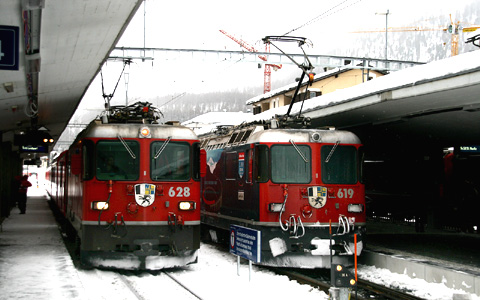 RHTISCHE BAHN Ge 4/4 II  628 SCHANF und 619 SAMEDAN