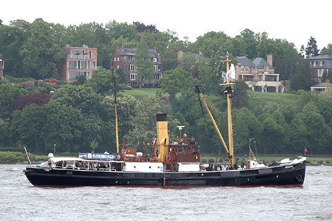 REFLEKTION.INFO - Bild des Tages:   Tonnenleger BUSSARD