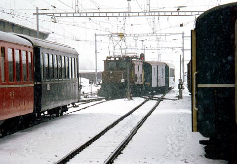 REFLEKTION.INFO - Bild des Tages: RHTISCHE BAHN Ge 6/6 I 409  KROKODIL