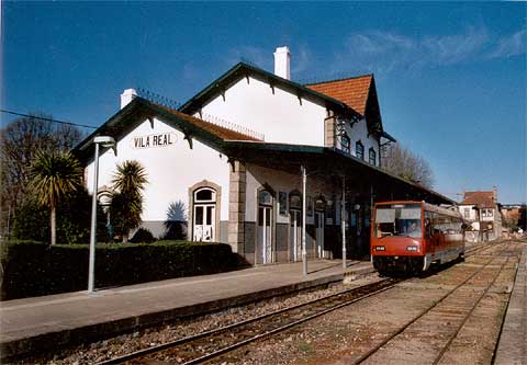 REFLEKTION.INFO - Bild des Tages : Bahnhof Vila Real der CP