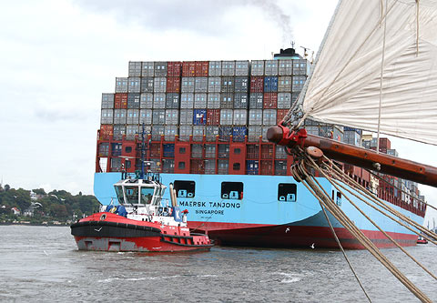 MAERSK TANJONG