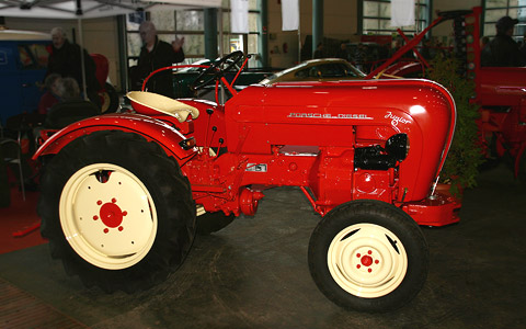 PORSCHE-DIESEL JUNIOR 108 K