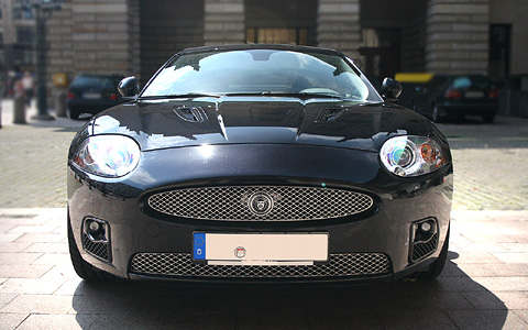 JAGUAR XK R