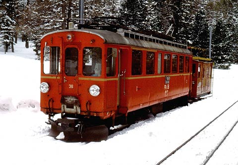 REFLEKTION.INFO - Bild des Tages: RHTISCHE BAHN: Altbautriebwagen ABe 4/4 36 der BERNINA BAHN ex BCe4 14