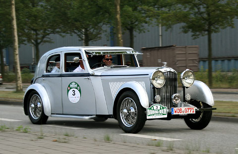 BENTLEY 3 1/2 LITRE  PARK AWARD AERO SALOON