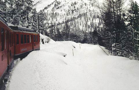 REFLEKTION.INFO - Bild des Tages:   RHTISCHE BAHN - BERNINA LINIE