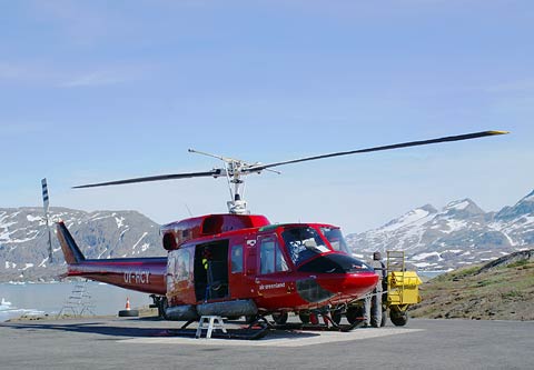 REFLEKTION.INFO - Bild des Tages : AIR GREENLAND  BELL 212  OY-HCY