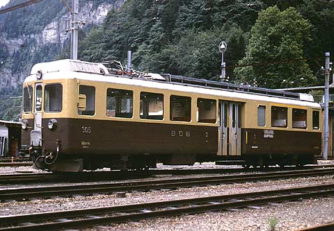 REFLEKTION.INFO - Bild des Tages : Berner Oberland Bahnen  Zahnradtriebwagen ABeh 4/4 305