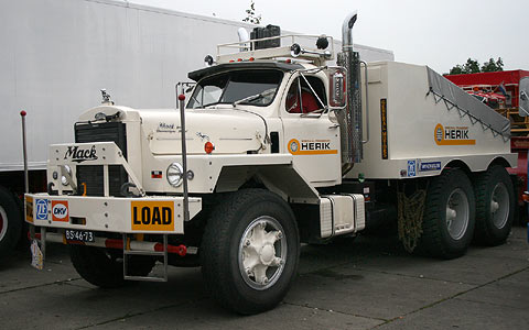 Mack B-80 SX