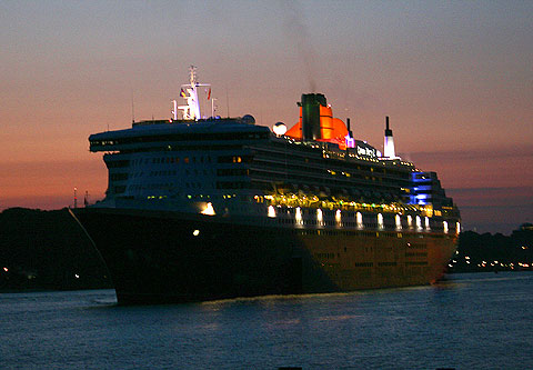 REFLEKTION.INFO - Bild des Tages:  QUEEN MARY 2