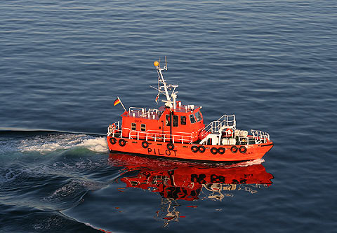 REFLEKTION.INFO - Bild des Tages : Lotsenboot BLK