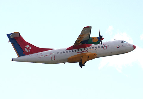 REFLEKTION.INFO - Bild des Tages : DAT  -  ATR 42   OY-JRJ