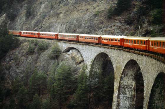 berquerung des Landwasser Viadukt