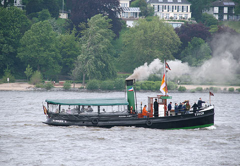 REFLEKTION.INFO - Bild des Tages: DAMPFSCHLEPPER TIGER